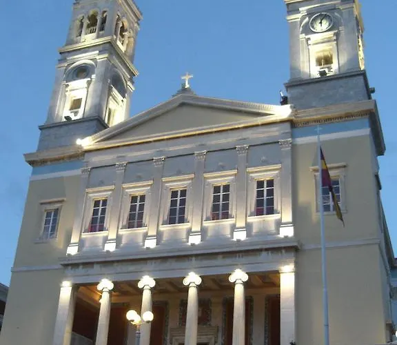 Vaporia Apartment Ermoupoli