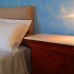 Vaporia *